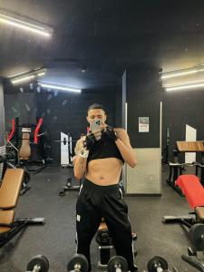 614772935: Chico busca chica en Sevilla