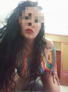 685445478: Chica busca chico en Madrid