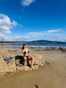 697696775: Chica busca chico en Orense