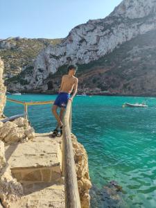 Chico busca chica en Alicante: 