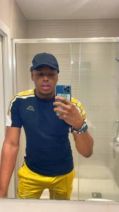 691328323: Chico busca chica en La Coruña