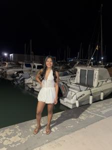 Chica busca chico en Cádiz: 