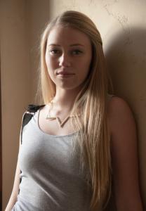 612243462: Chica busca chico en Almería