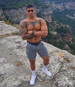 658285591: Chico busca chica en Valencia