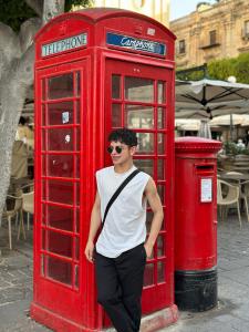 613850779: Chico busca chica en Madrid