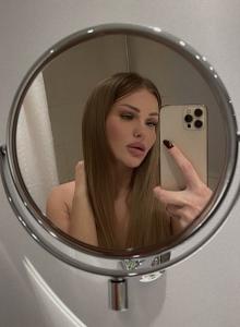 Chica busca chico en Almería: 