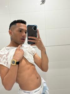 641432457: Chico busca chica en Málaga