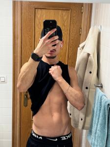 617919905: Chico busca chica en Zaragoza