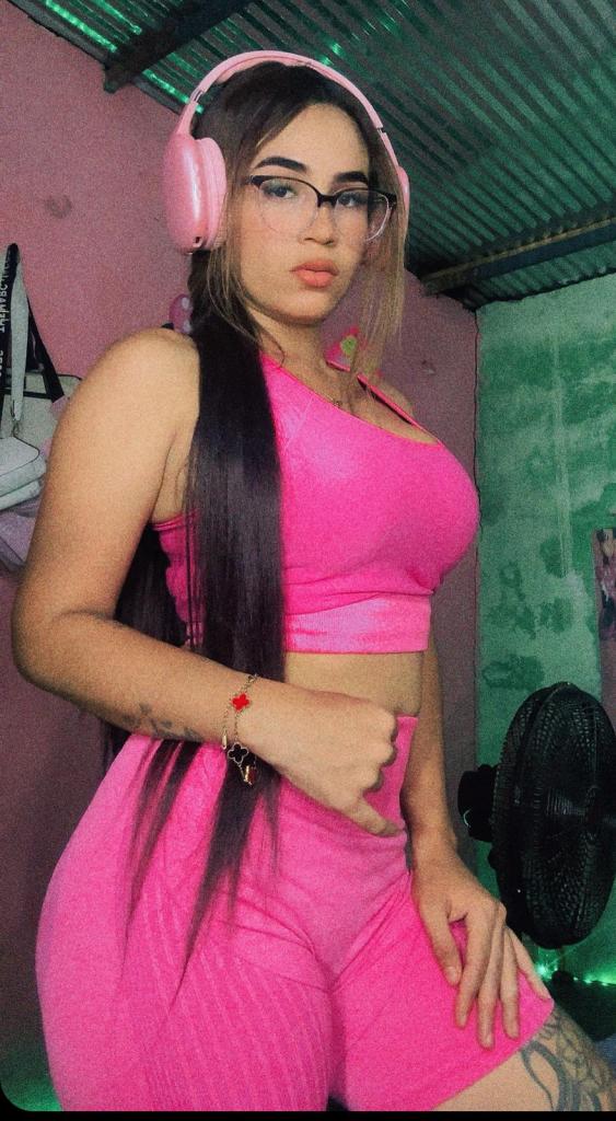 611304332: Chica busca chico en Madrid