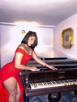 654590239: Chica busca chico en Madrid