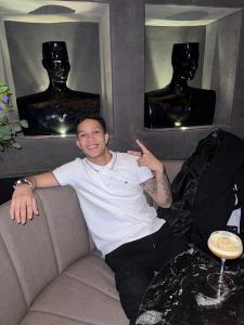 Chico busca chica en Tenerife: 