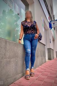 633181646: Chica busca chico en Tenerife
