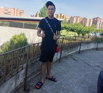 641344876: Chico busca chica en Barcelona