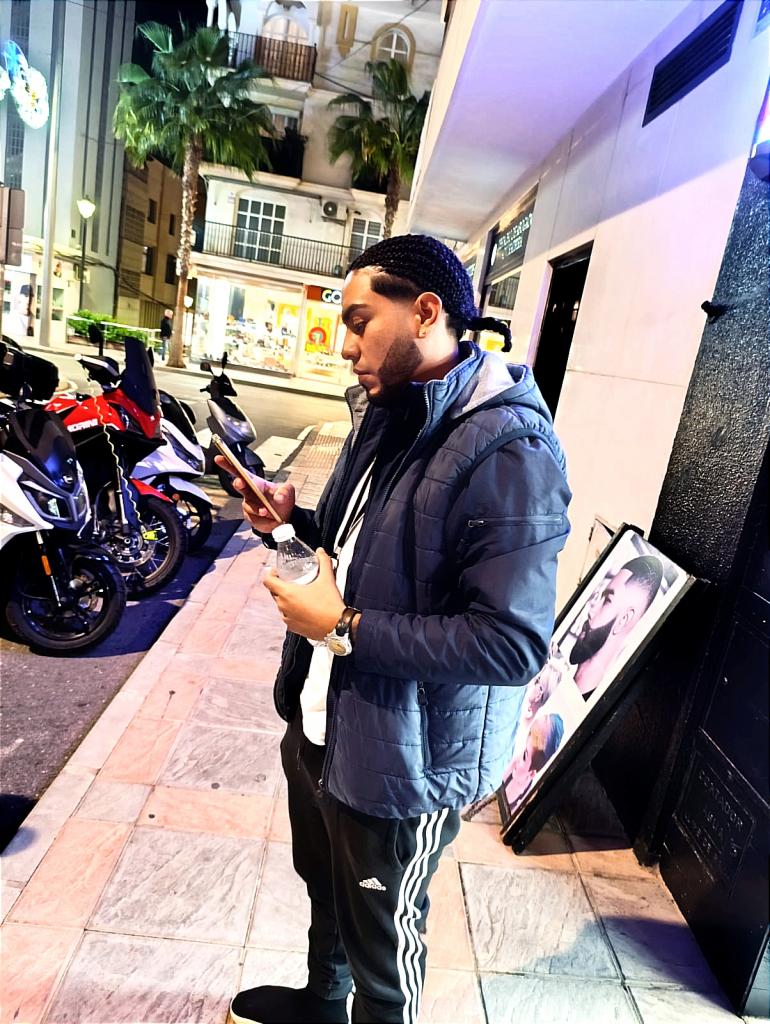 Chico busca chica en Jaén: 