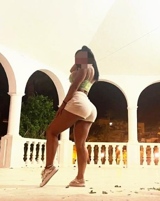 Chica busca chico en Barcelona: 