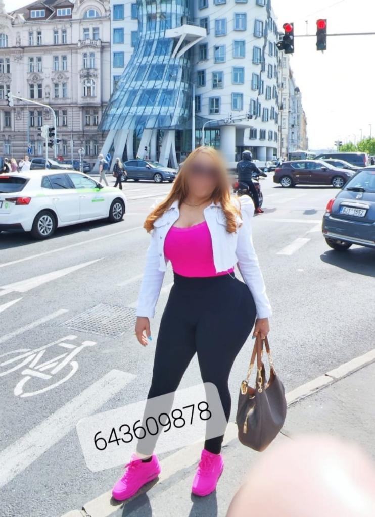 Chica busca chico en Granada: 