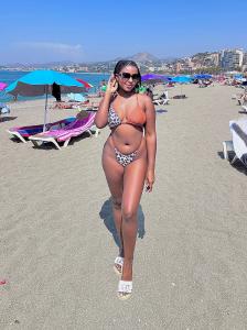 637952355: Chica busca chico en Málaga