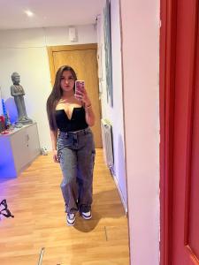 695323488: Chica busca chico en Valladolid