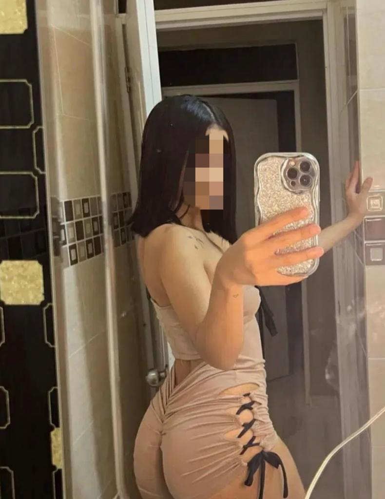 Chica busca chico en La Coruña: 