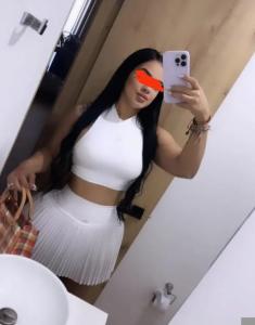 621347076: Chica busca chico en Valencia