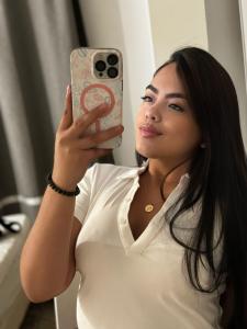 662493467: Chica busca chico en Málaga