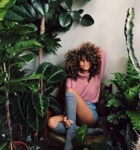 604995581: Chica busca chico en Cantabria