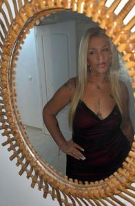 613860490: Chica busca chico en Málaga