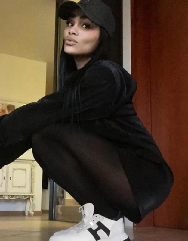 685038896: Chica busca chico en Pontevedra