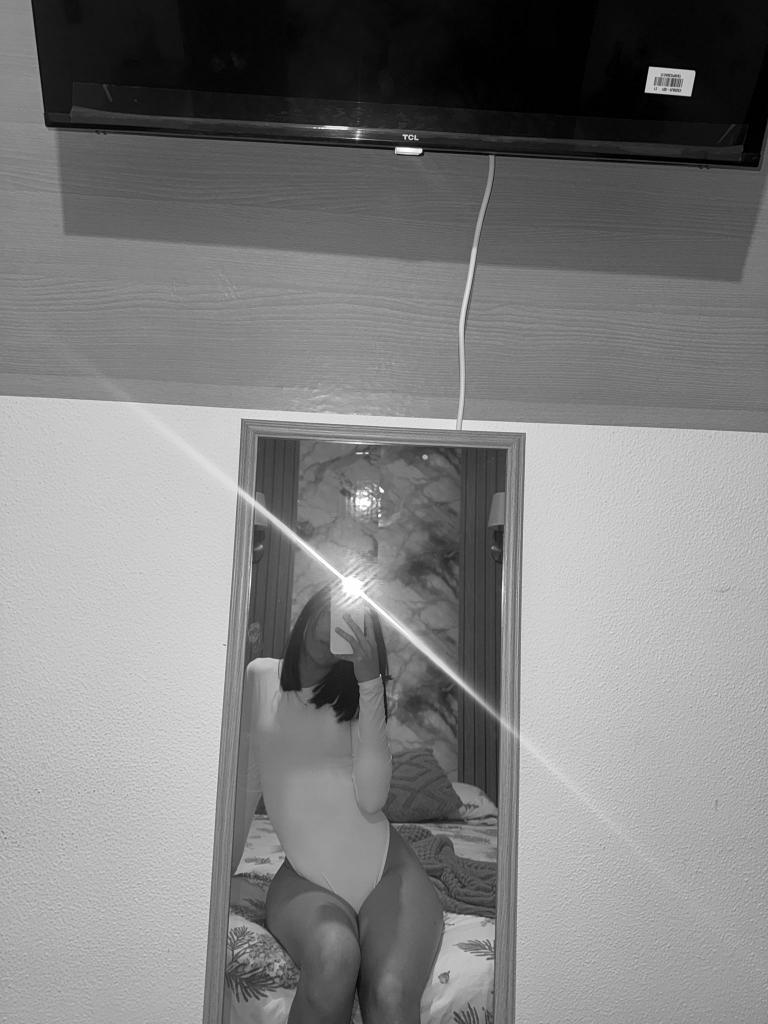 Chica busca chico en La Coruña: 