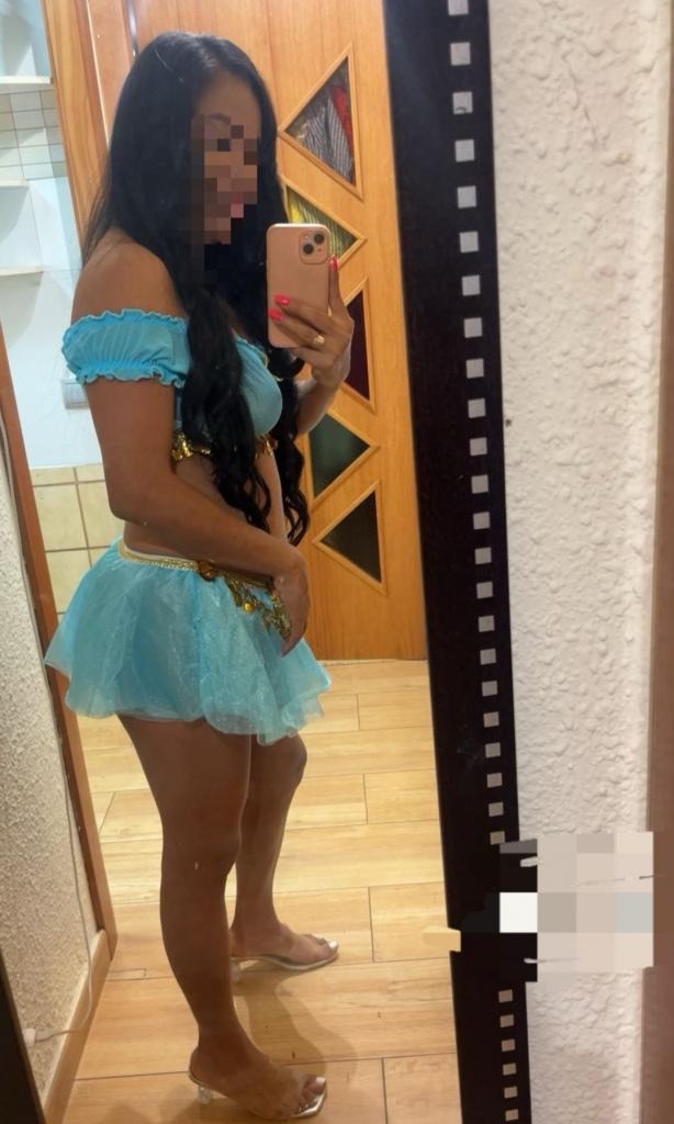 Chica busca chico en Barcelona: 