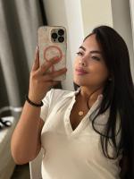 662493467: Chica busca chico en Málaga