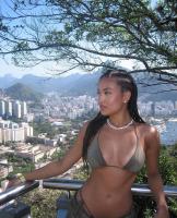 631805359: Chica busca chico en Barcelona