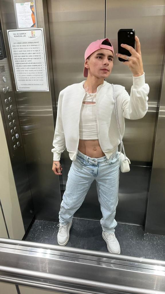 Chico busca chica en Barcelona: 