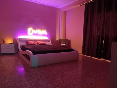 659838608: Chica busca chico en Valencia