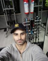 610657829: Chico busca chica en Barcelona