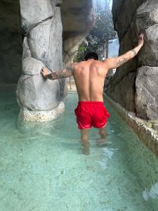 634641496: Chico busca chica en Barcelona