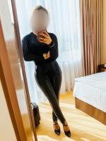 652683813: Chica busca chico en Madrid