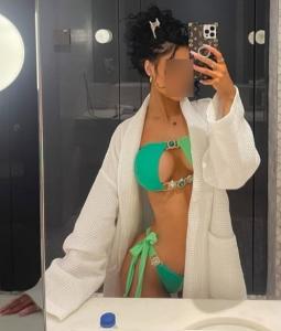 685213056: Chica busca chico en Barcelona