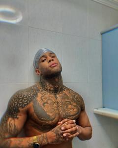 Chico busca chica en Málaga: 