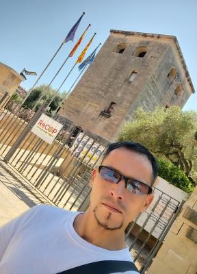 602702717: Chico busca chica en Tarragona