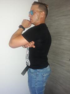 Chico busca chica en Zaragoza: 