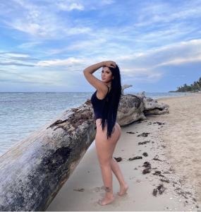 617254727: Chica busca chico en Madrid