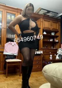654960749: Chica busca chico en Orense