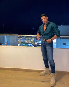 600275601: Chico busca chica en Valencia