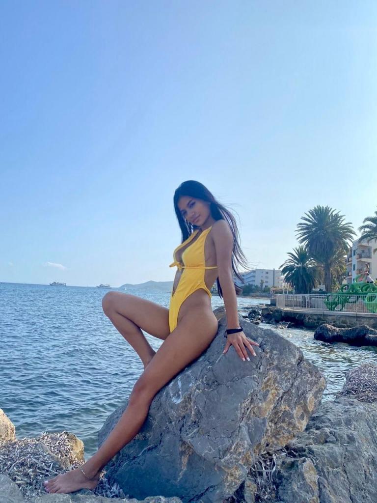 Chica busca chico en La Coruña: 