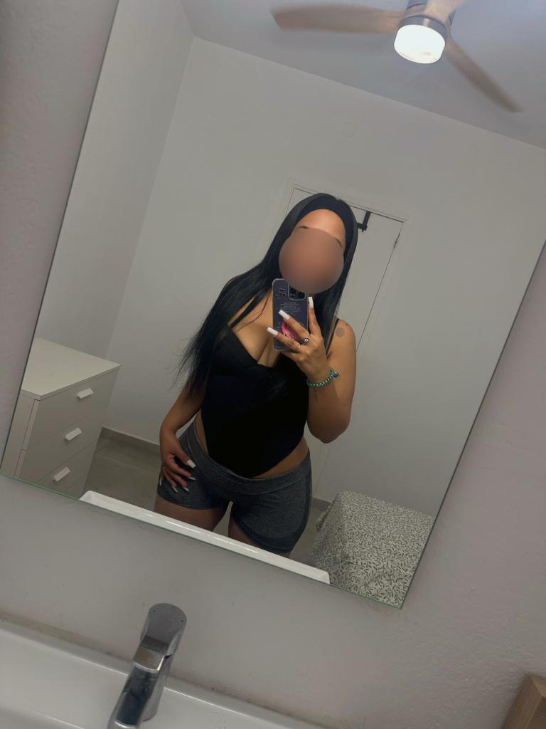 623742246: Chica busca chico en Tarragona