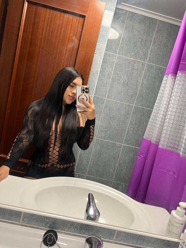 643104927: Chica busca chico en La Rioja