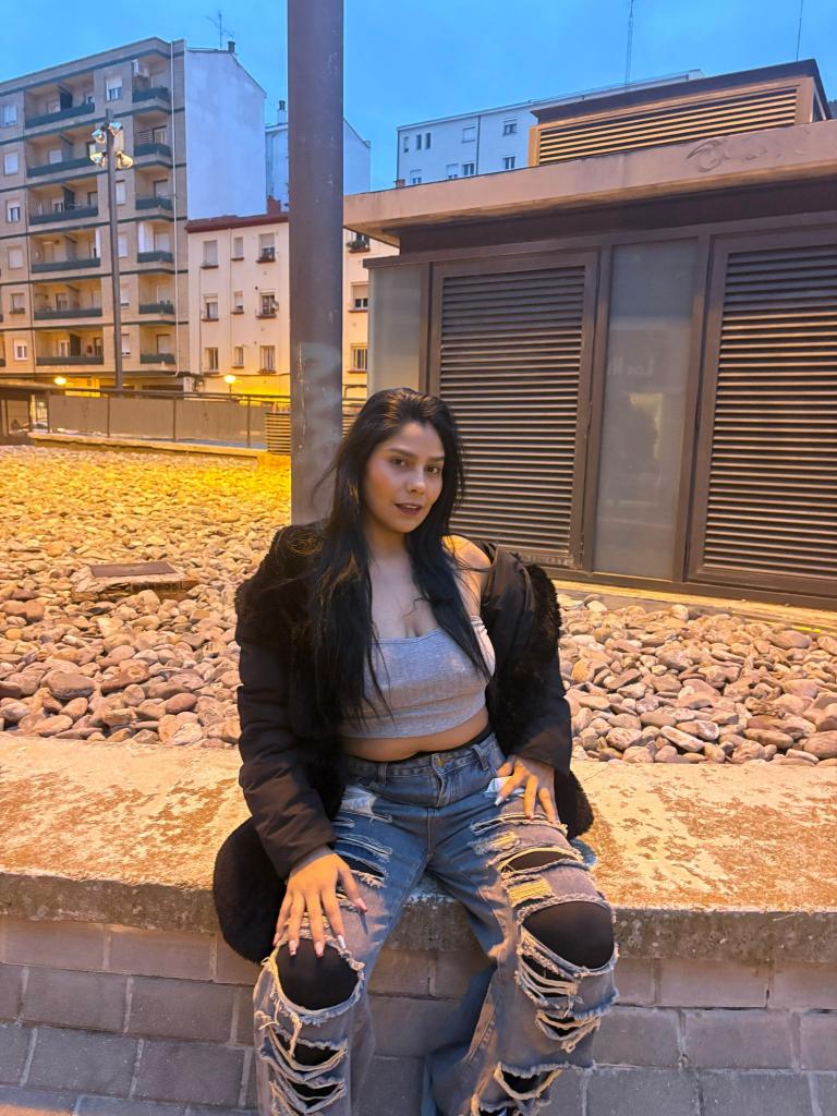 Chica busca chico en La Rioja: 