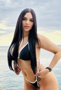 634915883: Chica busca chico en Barcelona