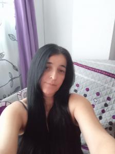 685935378: Chica busca chico en Málaga